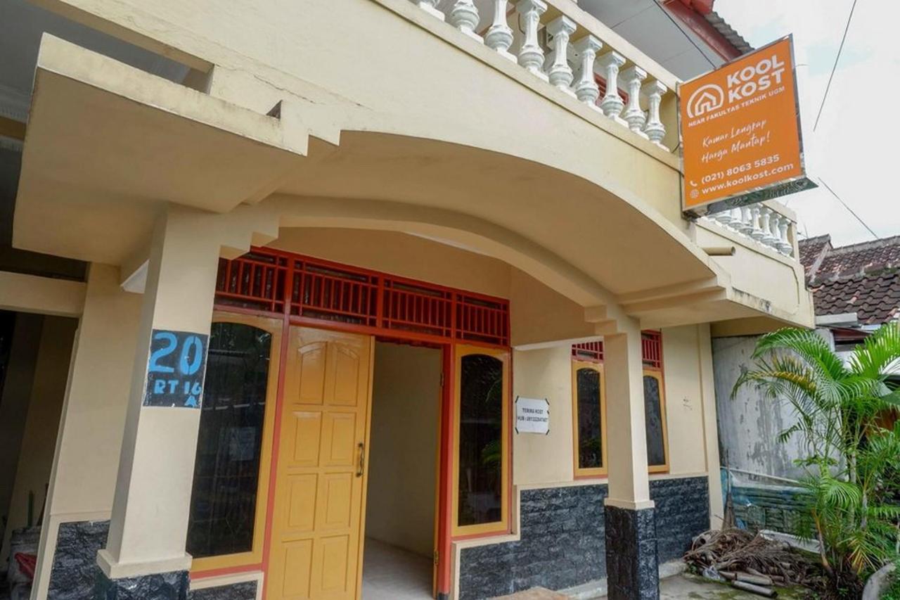 Koolkost Near Fakultas Teknik Ugm Male Only - Minimum Stay 6 Nights Kejayan Екстериор снимка