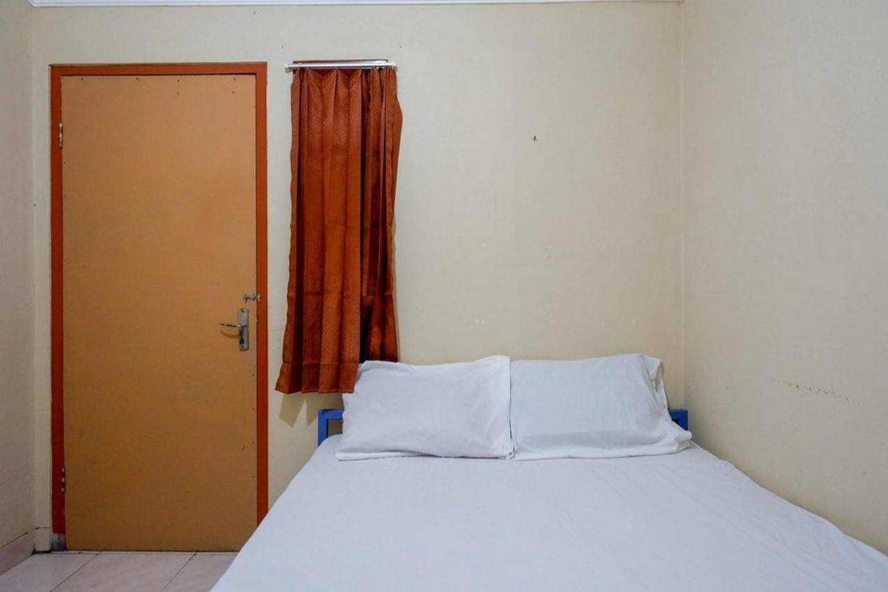 Koolkost Near Fakultas Teknik Ugm Male Only - Minimum Stay 6 Nights Kejayan Екстериор снимка