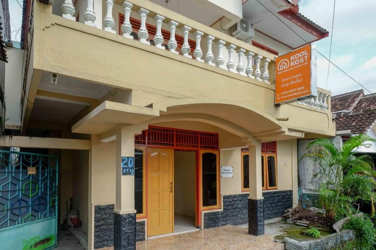 Koolkost Near Fakultas Teknik Ugm Male Only - Minimum Stay 6 Nights Kejayan Екстериор снимка